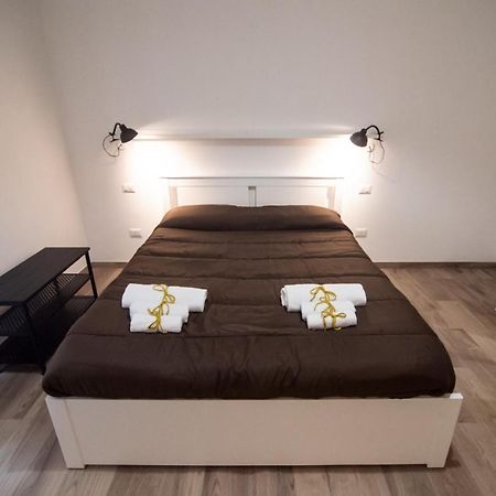 ساليرنو Nizza Apartment In Centro المظهر الخارجي الصورة