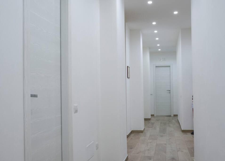ساليرنو Nizza Apartment In Centro المظهر الخارجي الصورة