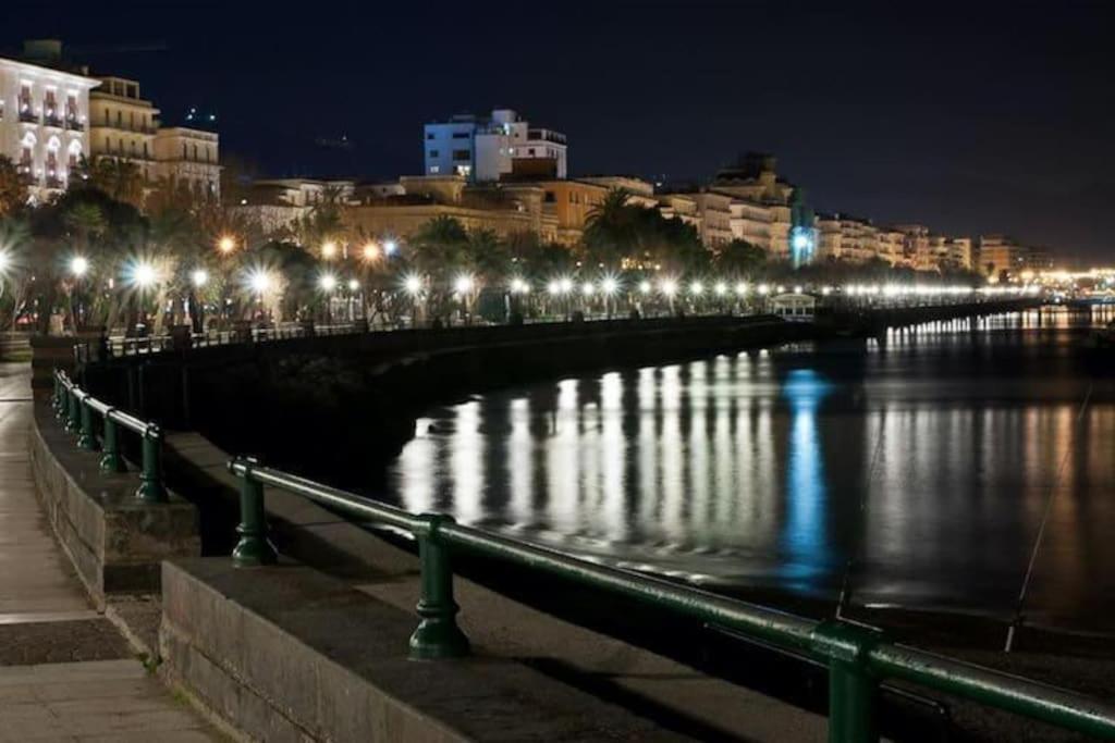 ساليرنو Nizza Apartment In Centro المظهر الخارجي الصورة