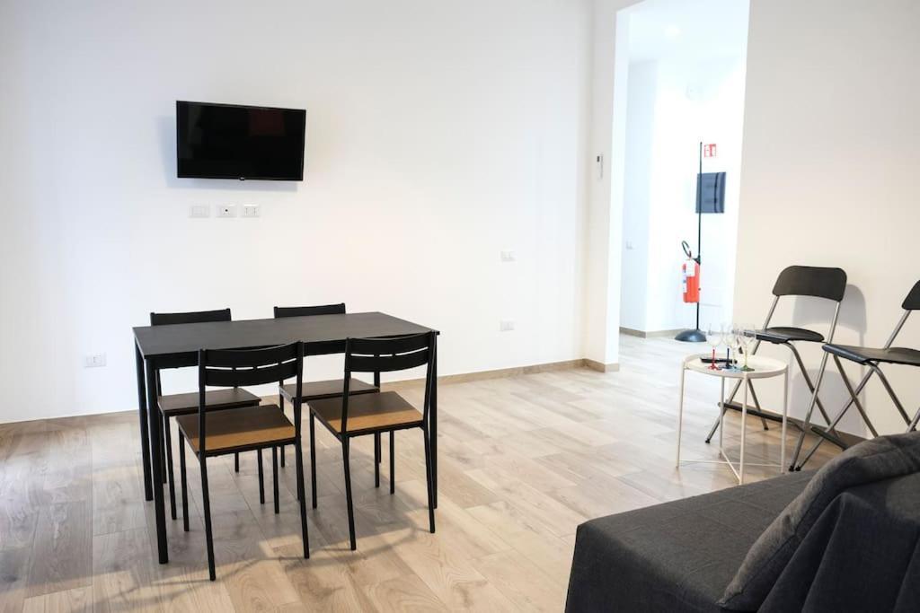 ساليرنو Nizza Apartment In Centro المظهر الخارجي الصورة