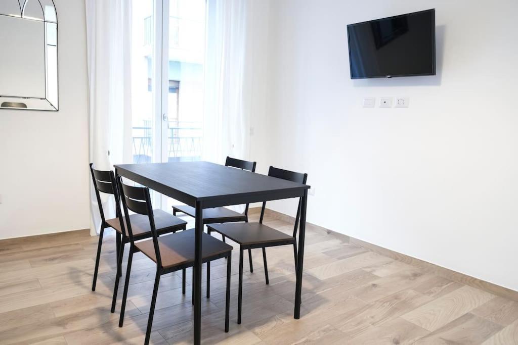 ساليرنو Nizza Apartment In Centro المظهر الخارجي الصورة
